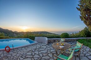 Villa Myrtia - Agios Nikitas Villas