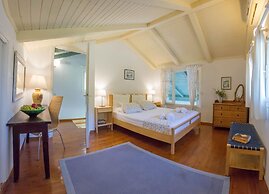 Villa Thalia - Agios Nikitas Villas