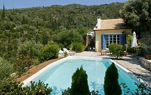 Villa Thalia - Agios Nikitas Villas