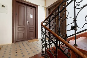 Krakow Old Town Apartment by Renters