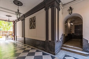 Duomo 1 - Maria s Bright Family Flat at the Cathed