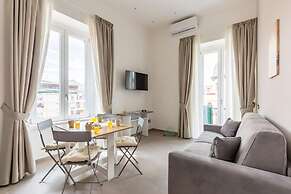 Duomo 1 - Maria s Bright Family Flat at the Cathed