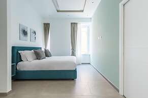 Duomo 1 - Maria s Bright Family Flat at the Cathed