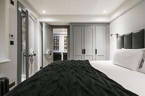 The Hanover Suite in London