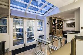 The Hanover Suite in London