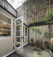 The Hanover Suite in London