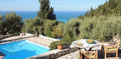 Villa Kiparissi - Agios Nikitas Villas