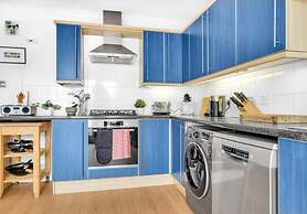 Golden Sunset House Free Parking By My Getaways