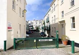 Golden Sunset House Free Parking By My Getaways