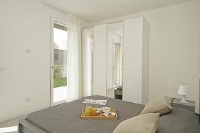 Katya Resort Apartment With Garden by Wonderful Italy