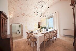 TD Tenuta Donna Madia Sea View Pool Over Vineyard