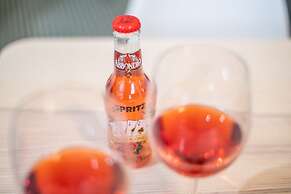 Super Mario Sea House