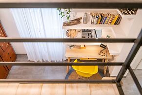 Super Mario Sea House