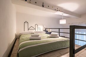 Super Mario Sea House