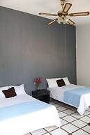 OYO Hotel San Felipe Inn