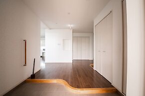 THE BEEHIVE KAMIFURANO