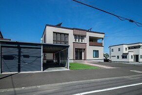 THE BEEHIVE KAMIFURANO