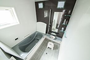 THE BEEHIVE KAMIFURANO