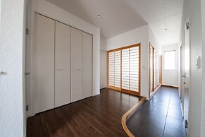 THE BEEHIVE KAMIFURANO