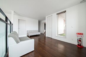 THE BEEHIVE KAMIFURANO