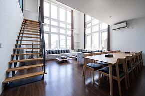 THE BEEHIVE KAMIFURANO