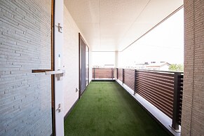 THE BEEHIVE KAMIFURANO