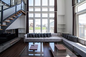 THE BEEHIVE KAMIFURANO