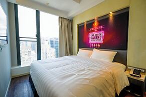 Epoch Hotel