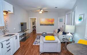 Remodeled Modern 1BR 1BA Apt Near Downtown 5min Pearl