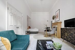 The Chelsea Studio Next to Sloane Square