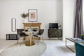 The Chelsea Studio Next to Sloane Square