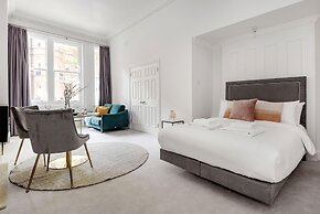 The Chelsea Studio Next to Sloane Square