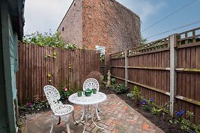 Exclusive Home in Acton