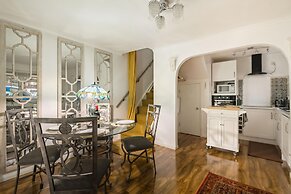 Exclusive Home in Acton