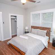 Remodeled Modern 1BR 1BA Apt Near Downtown 5min Pearl