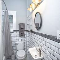 Remodeled Modern 1BR 1BA Apt Near Downtown 5min Pearl