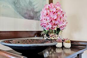 NEW Amazing Large 3BR Direct Oceanfront Penthouse On Ocean Drive