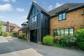 Luxury Designer Mansion in West Midlands Countryside