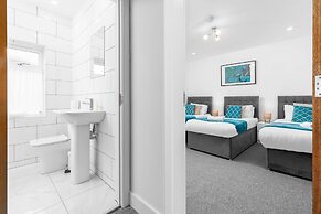 Spacious House With Garden Close to Birmingham City Centre