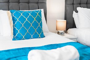 Spacious House With Garden Close to Birmingham City Centre