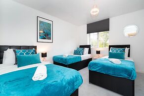 Superb Two Bedroom Duplex With Garden and Parking