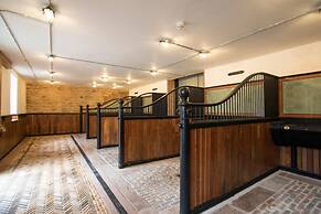 Accessible Apartment in the Grade II Listed Netherby Hall