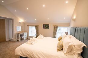 Accessible Apartment in the Grade II Listed Netherby Hall
