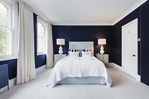 Chic Wandsworth Home With Patio