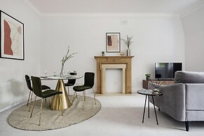 The Cadogan Suite Next to Sloane Square
