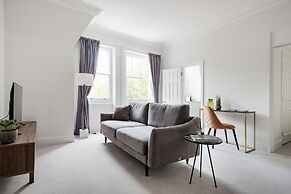 The Cadogan Suite Next to Sloane Square