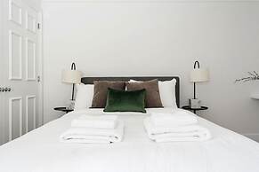 The Cadogan Suite Next to Sloane Square
