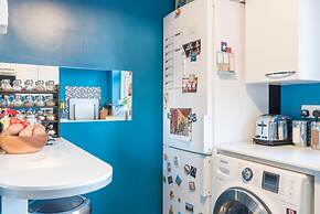 Comfortable Home in Wandsworth by Underthedoormat