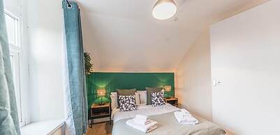 24hr Check-in Pet-friendly Apartment Fast Wifi