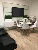 Best Deal 2BR Modern Beachfront Ocean Drive Wifi